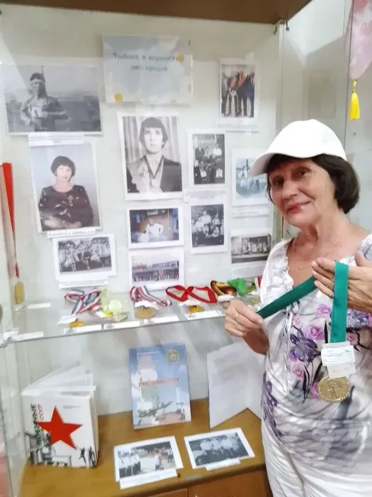 В гостях музея Александра Довбня