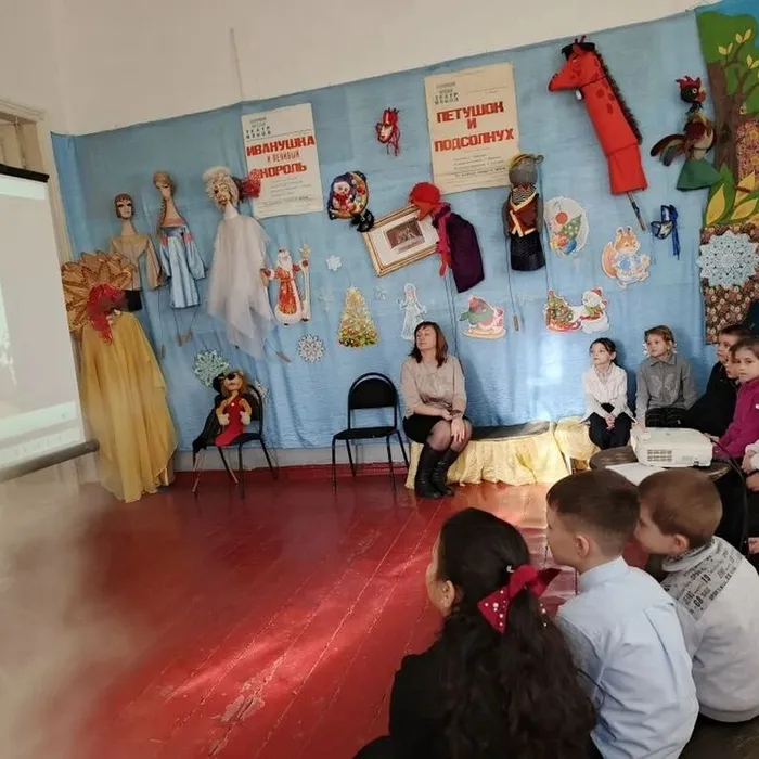 Первоклассники окунулись в новогоднюю сказку музея