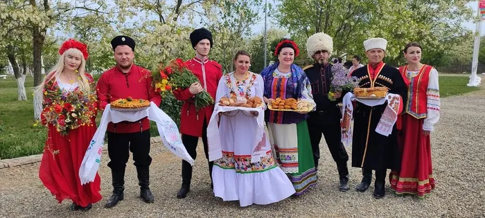 Славяне