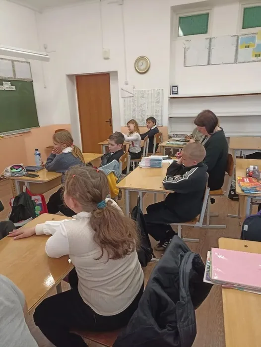 з