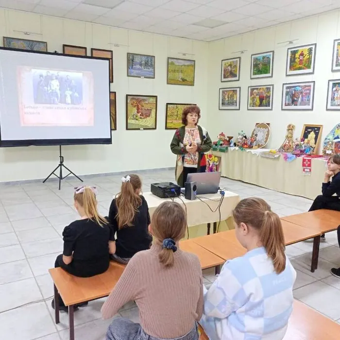 "Отец сына не на худо учит"